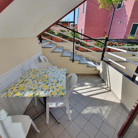 Residence Olivotti Finale Ligure Eksteriør bilde