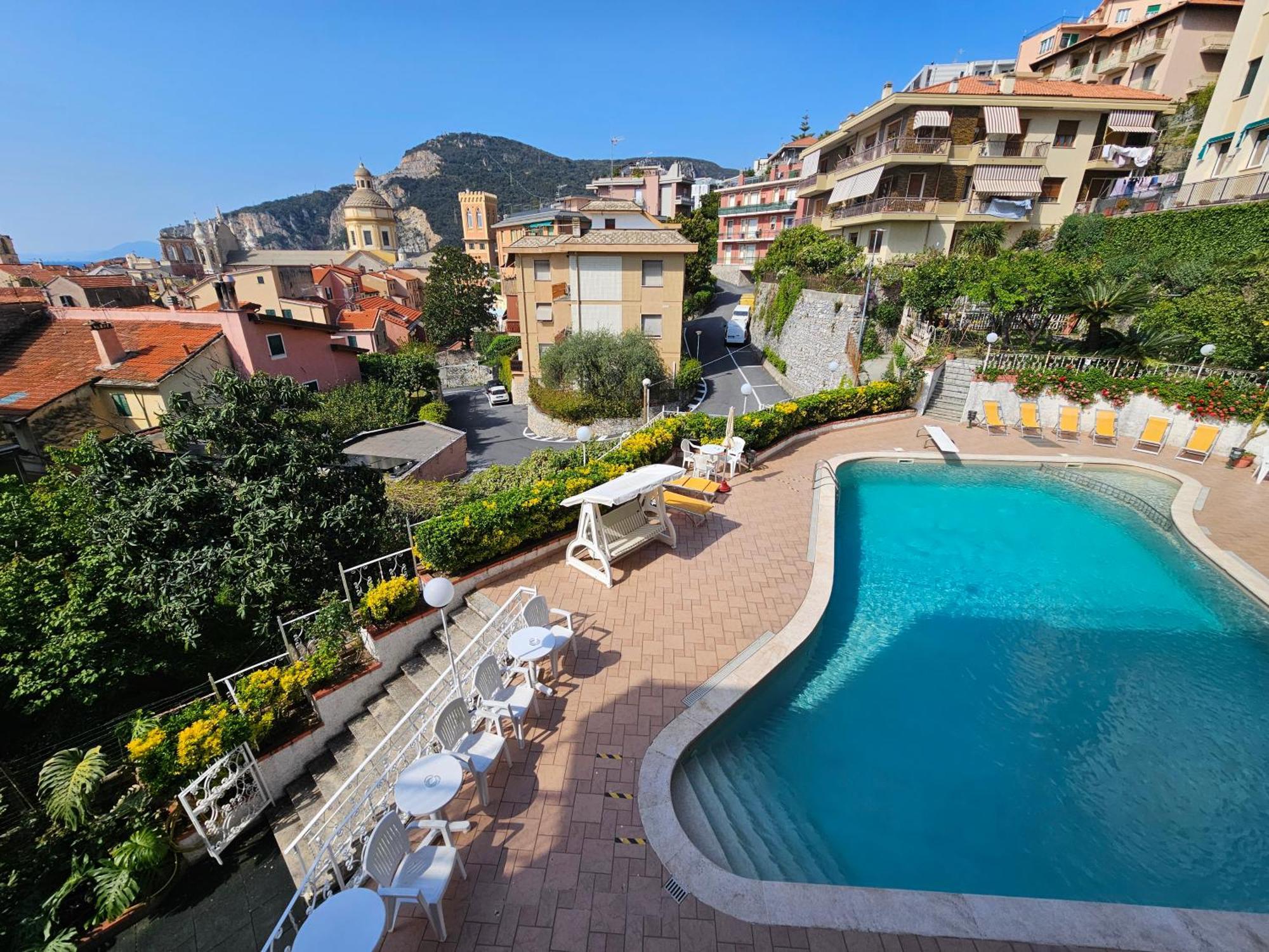 Residence Olivotti Finale Ligure Eksteriør bilde